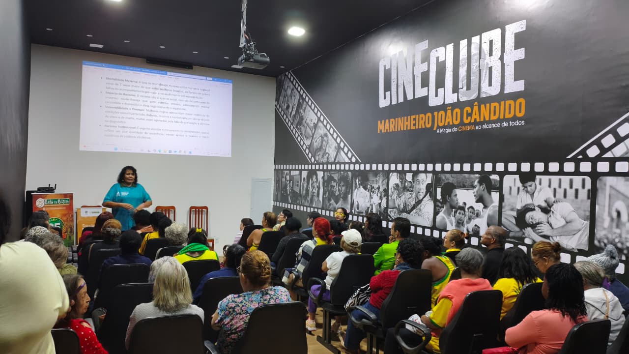 Projeto Saúde das Mulheres Negras realiza encontro sobre o Julho das Pretas na Casa da Cultura da Baixada