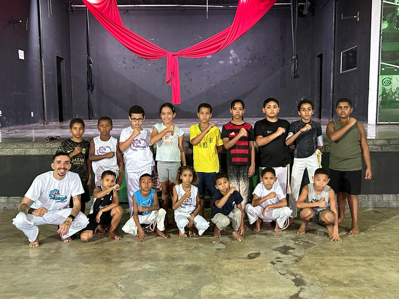 Oficina de capoeira e maculelê do projeto Raízes da Baixada abre inscrições na Casa da Cultura