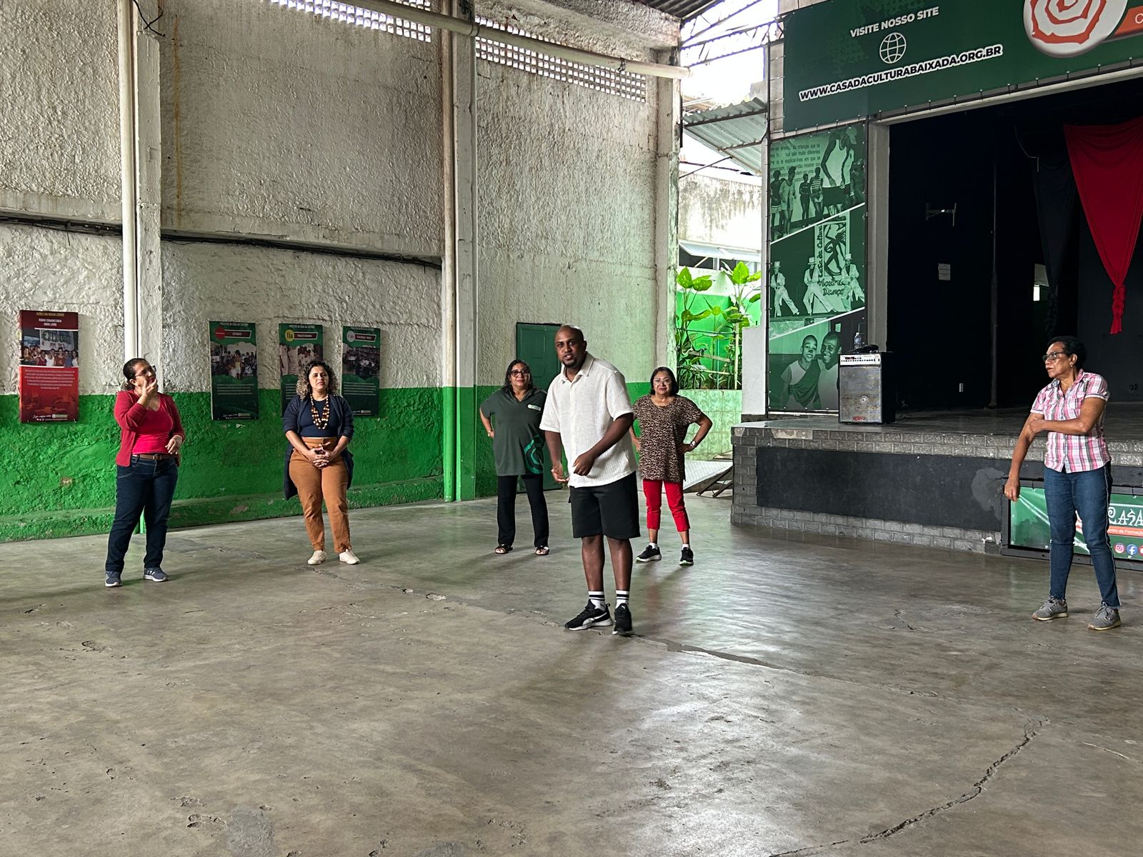 Oficina de dança de Samba de Raiz do projeto Raízes da Baixada abre inscrições na Casa da Cultura