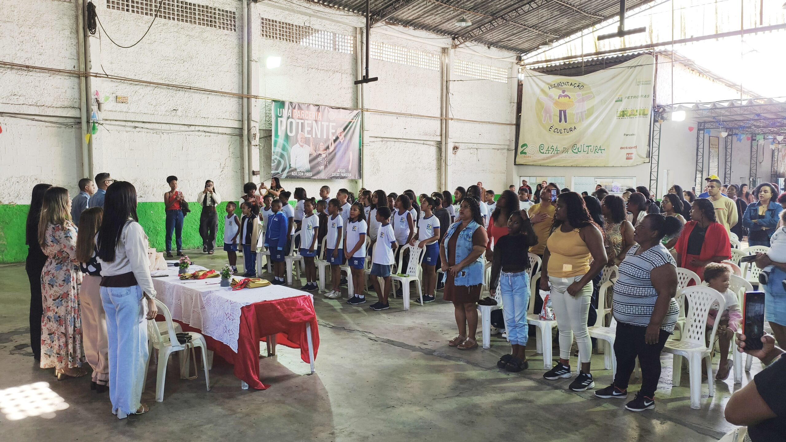Casa da Cultura da Baixada recebe formatura do PROERD da Escola Municipal Ignácio Lucas