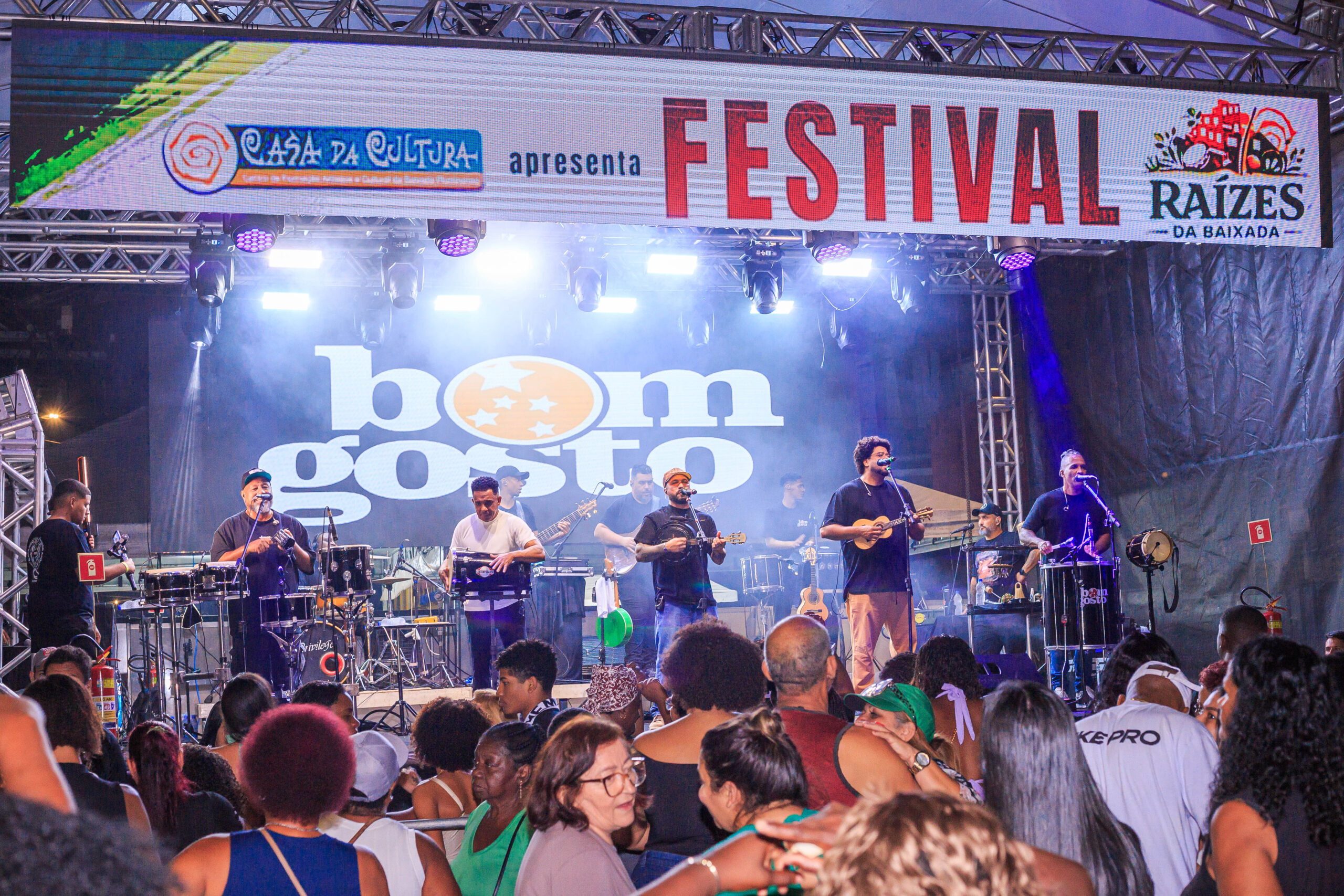 Festival Raízes da Baixada reúne cerca de 2 mil pessoas em dois dias de cultura na Praça da Bandeira