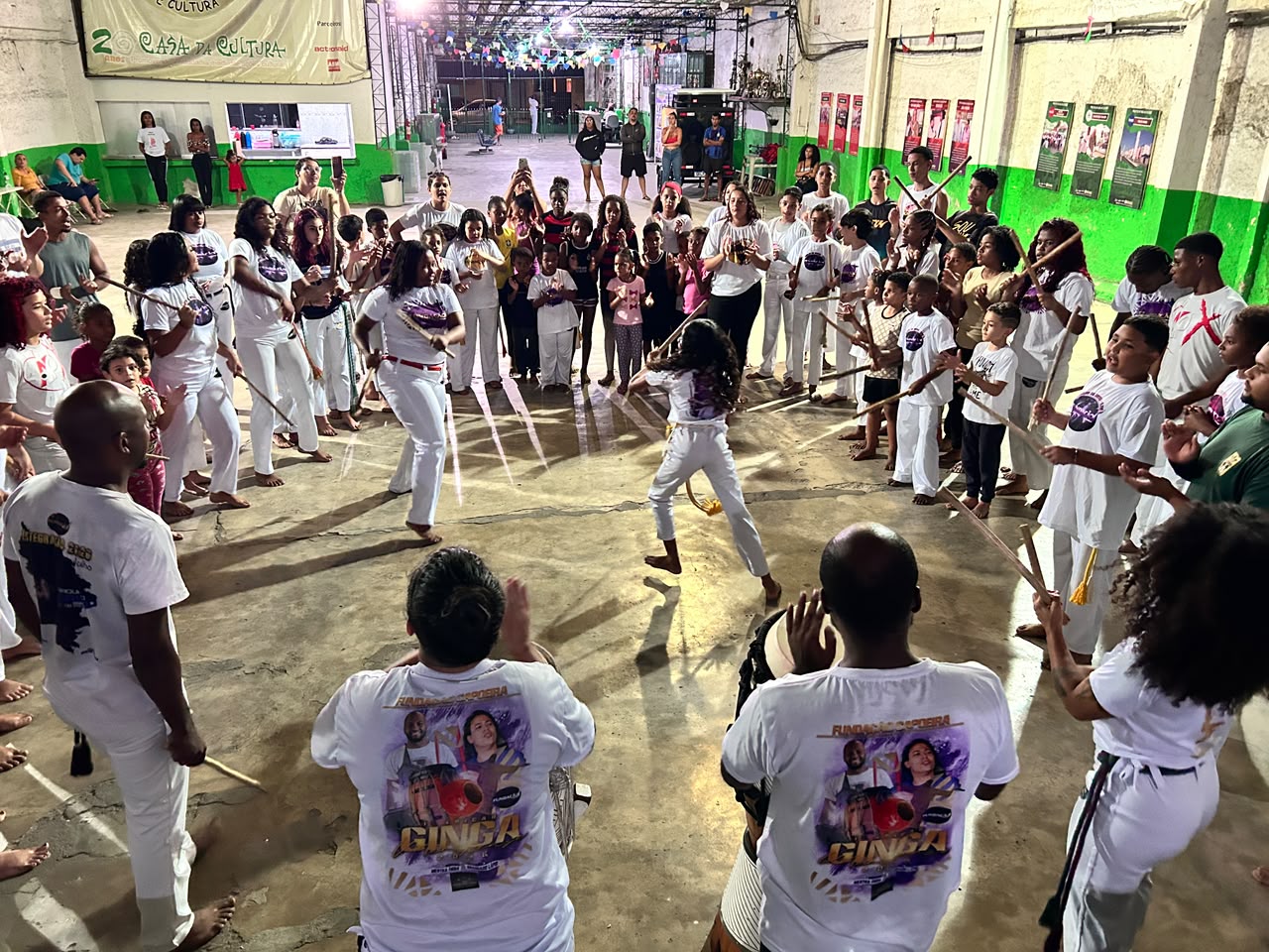 Casa da Cultura recebe roda de capoeira em celebração à cultura e à ancestralidade